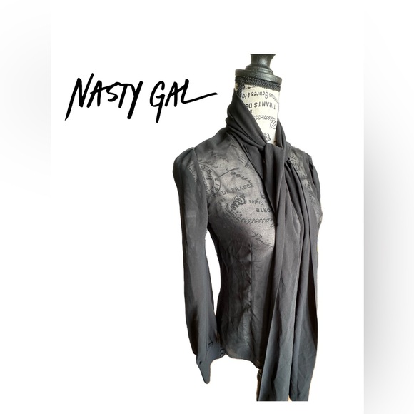 Nasty Gal women’s sheer button shirt with tie size small - Picture 3 of 10